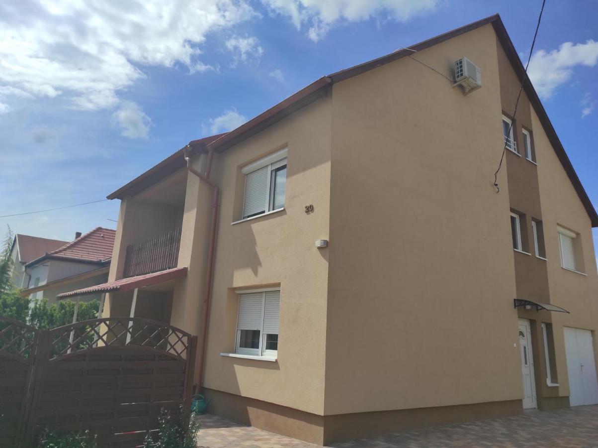 Appartamenti Delle Vacanze Keszthely Exterior photo